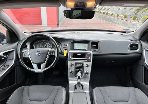 Volvo V60 cena 37900 przebieg: 297677, rok produkcji 2015 z Kowary małe 631